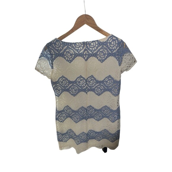 Suiti Lace Shift Dress Blue White Scallop Floral Overlay Short Sleeve Sz 10P - Picture 9 of 12